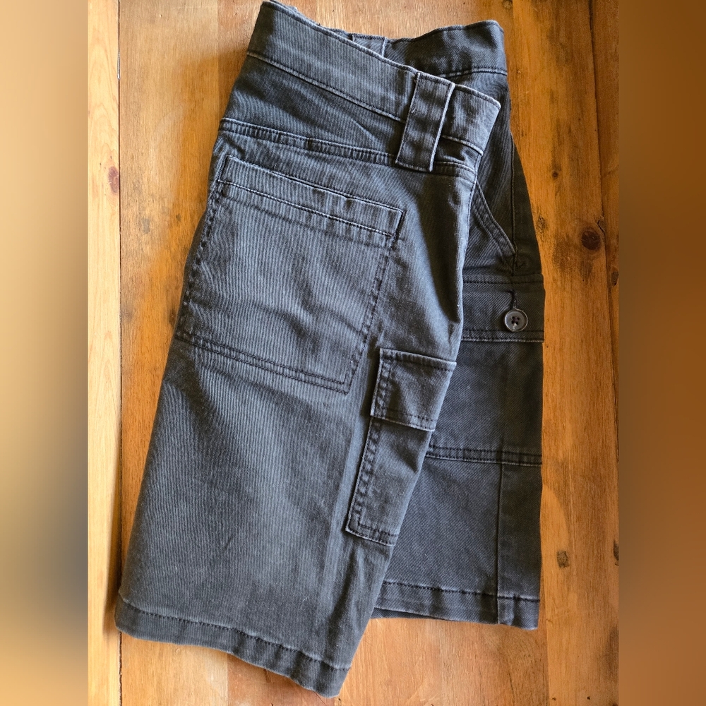 ✨ New With Tags | a.n.a. Gray Cargo Skirt | Size 6 ✨ - Picture 4 of 8